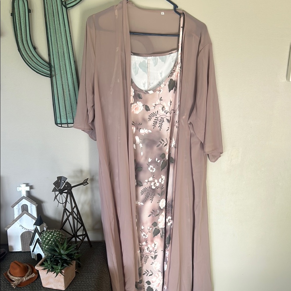 Floral Print Sleepwear Set in Pink and Cream